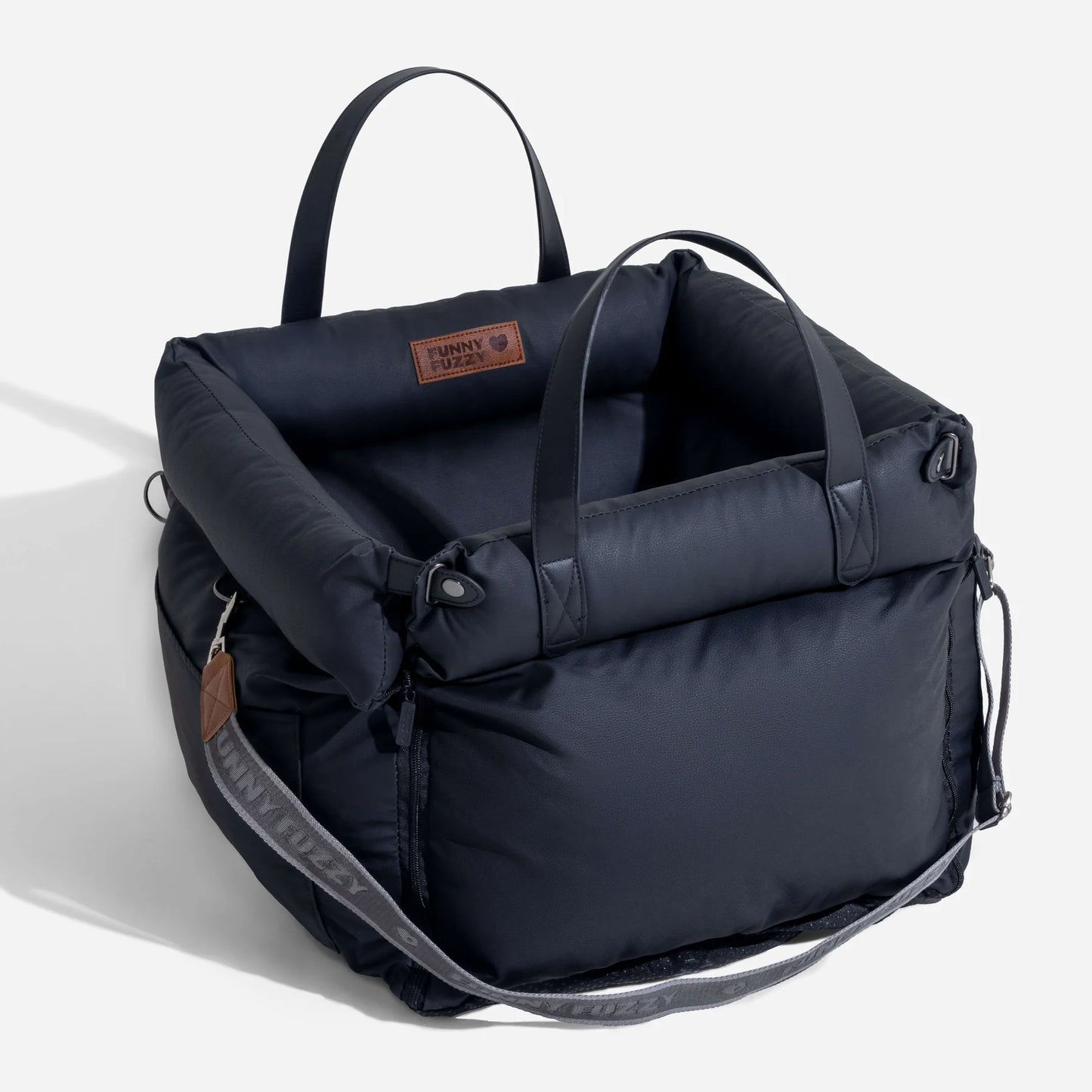 Luxusní podsedák pro psy z umělé kůže - Urban Voyager